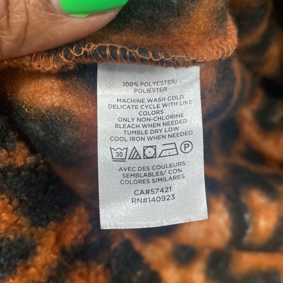 Loft 34 zip pull over hoodie, long sleeve, animal print Sherpa teddy si… - Picture 6 of 9